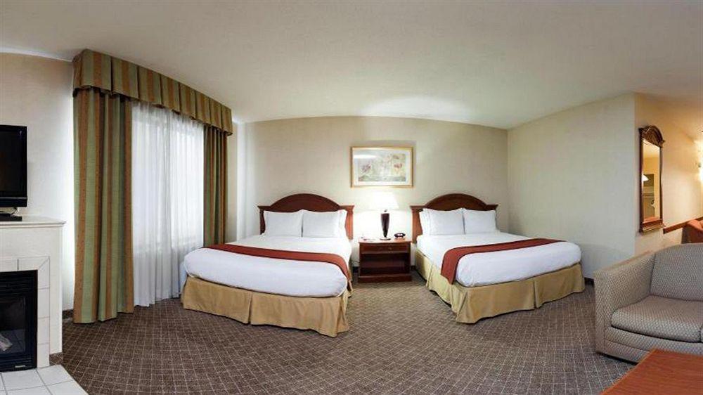 Wyndham Garden Kearsarge